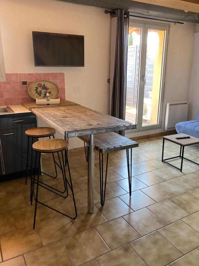 Grande Terrasse Clim Parking Prive Smart Tv, Local Velos Entraigues-sur-la-Sorgue Exterior foto